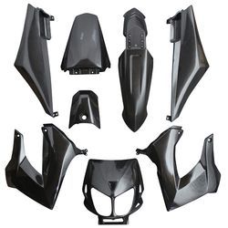 CARROSSERIE 50 A BOITE REPLAY POUR DERBI SENDA NOIR BRILLANT KIT 8