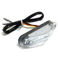 FEU ARRIERE UNIVERSEL REPLAY A LEDS TRIANGLE BLANC 6 LEDS ROUGE HOMOLOGUE